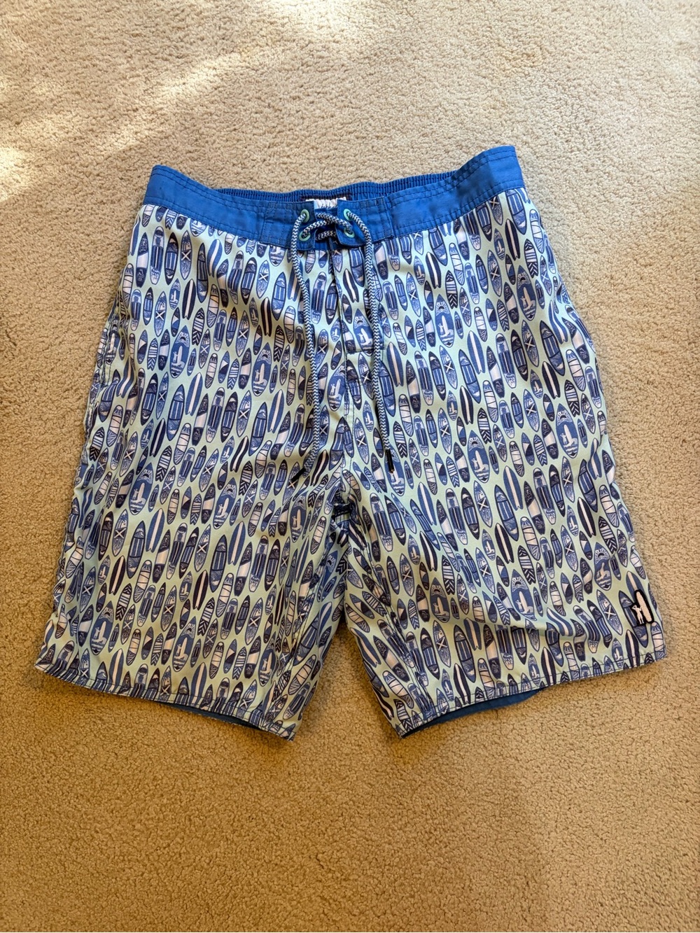 Johnnie-O Men’s Swimsuit Size Medium